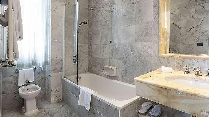 Sina Bernini Bristol, Autograph Collection Hotel