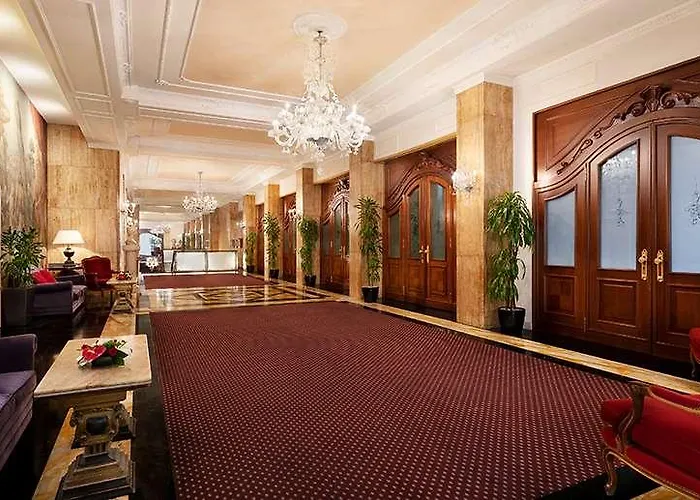 Sina Bernini Bristol, Autograph Collection Hotel 5*