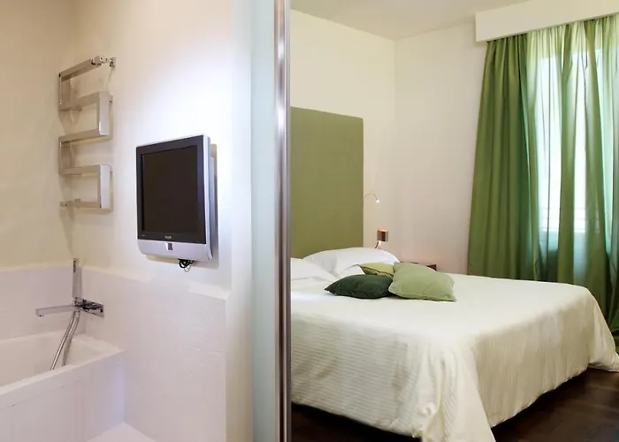 Sina Bernini Bristol, Autograph Collection Hotel 5*