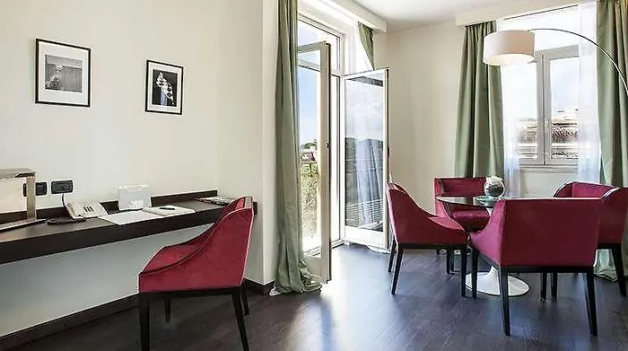 Hotel Sina Bernini Bristol, Autograph Collection 5*