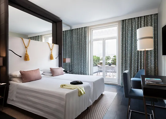 Hotel Sina Bernini Bristol, Autograph Collection 5*