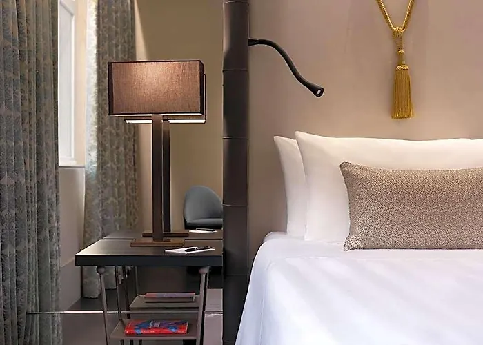 Hotel Sina Bernini Bristol, Autograph Collection 5*